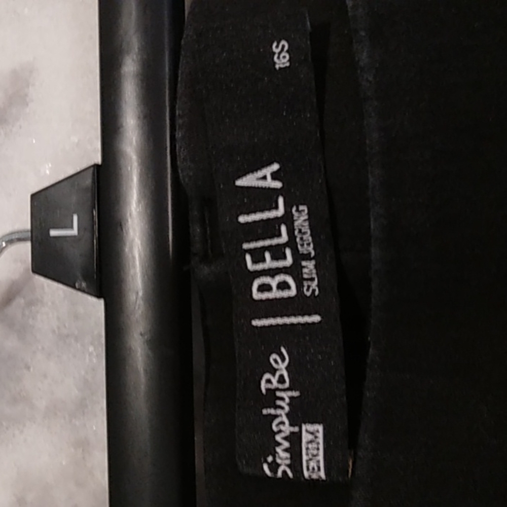 Jeans - Picture 4 of 4